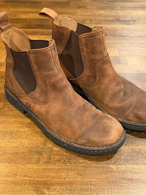 BORN Hemlock Mens Brown Leather/Suede Chelsea Boots Sz 10 M6714 CQF13